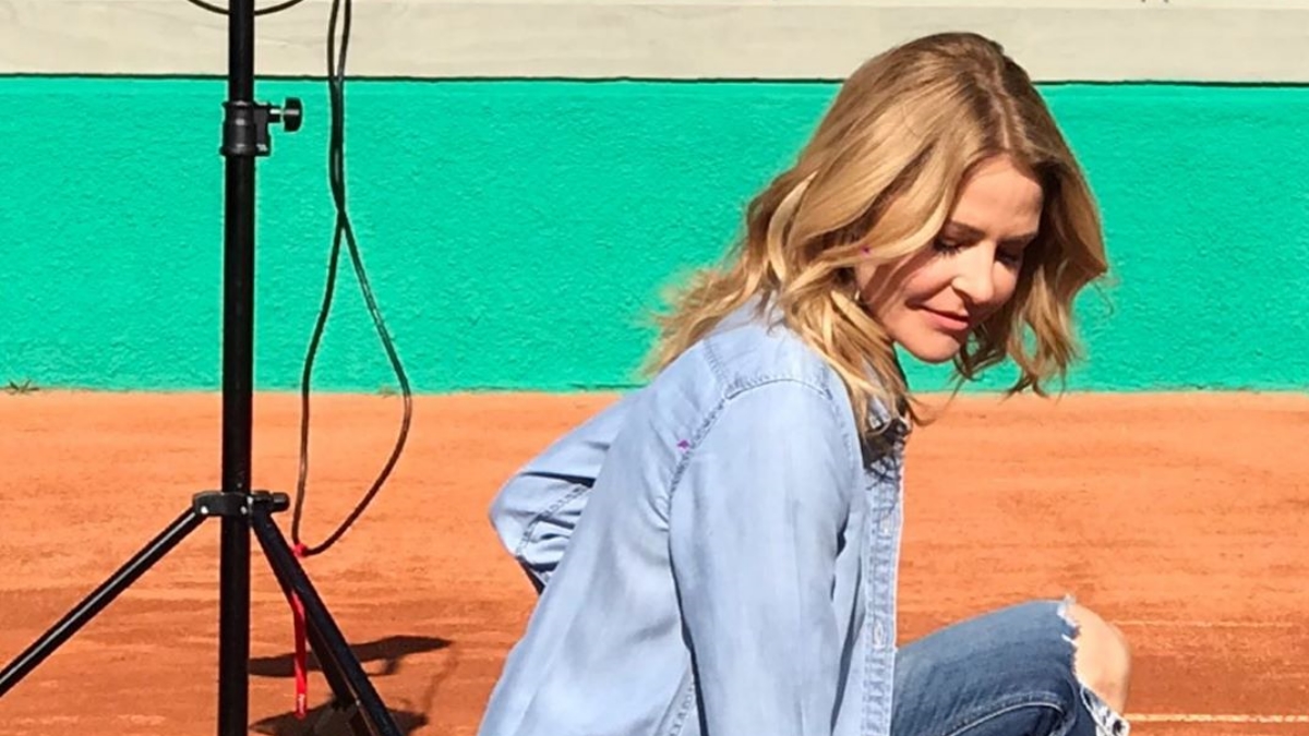 Η Τζένη Μπαλατσινού αποχαιρετά τον Ντίνο Χριστιανόπουλο