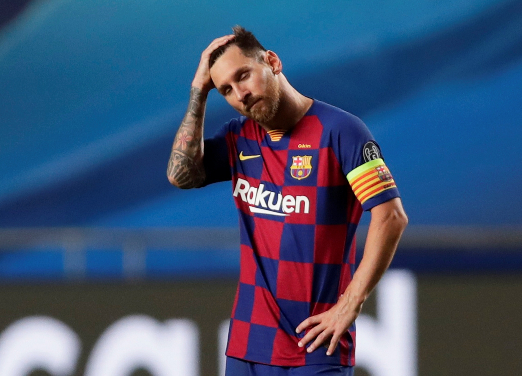 Soccer Football - Champions League - Quarter Final - FC Barcelona v Bayern Munich - Estadio da Luz, Lisbon, Portugal - August 14, 2020  Barcelona's Lionel Messi looks dejected, as play resumes behind closed doors following the outbreak of the coronavirus disease (COVID-19)  Manu Fernandez