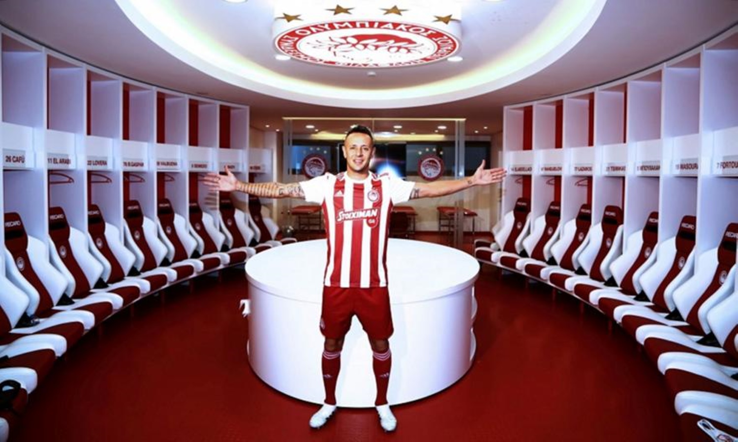 Ανακοίνωσε Ραφίνια ο Ολυμπιακός