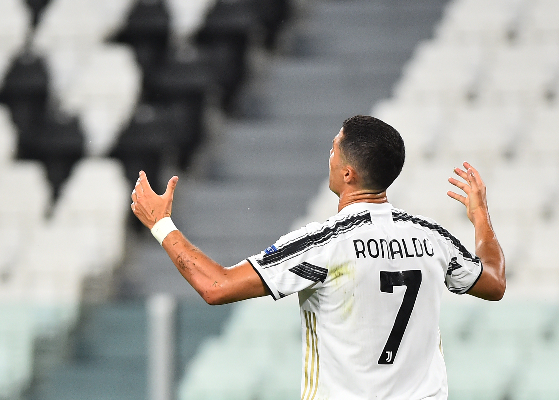Soccer Football - Champions League - Round of 16 Second Leg - Juventus v Olympique Lyonnais - Allianz Stadium, Turin, Italy - August 7, 2020   Juventus' Cristiano Ronaldo reacts during the match, as play resumes behind closed doors following the outbreak of the coronavirus disease (COVID-19) REUTERS