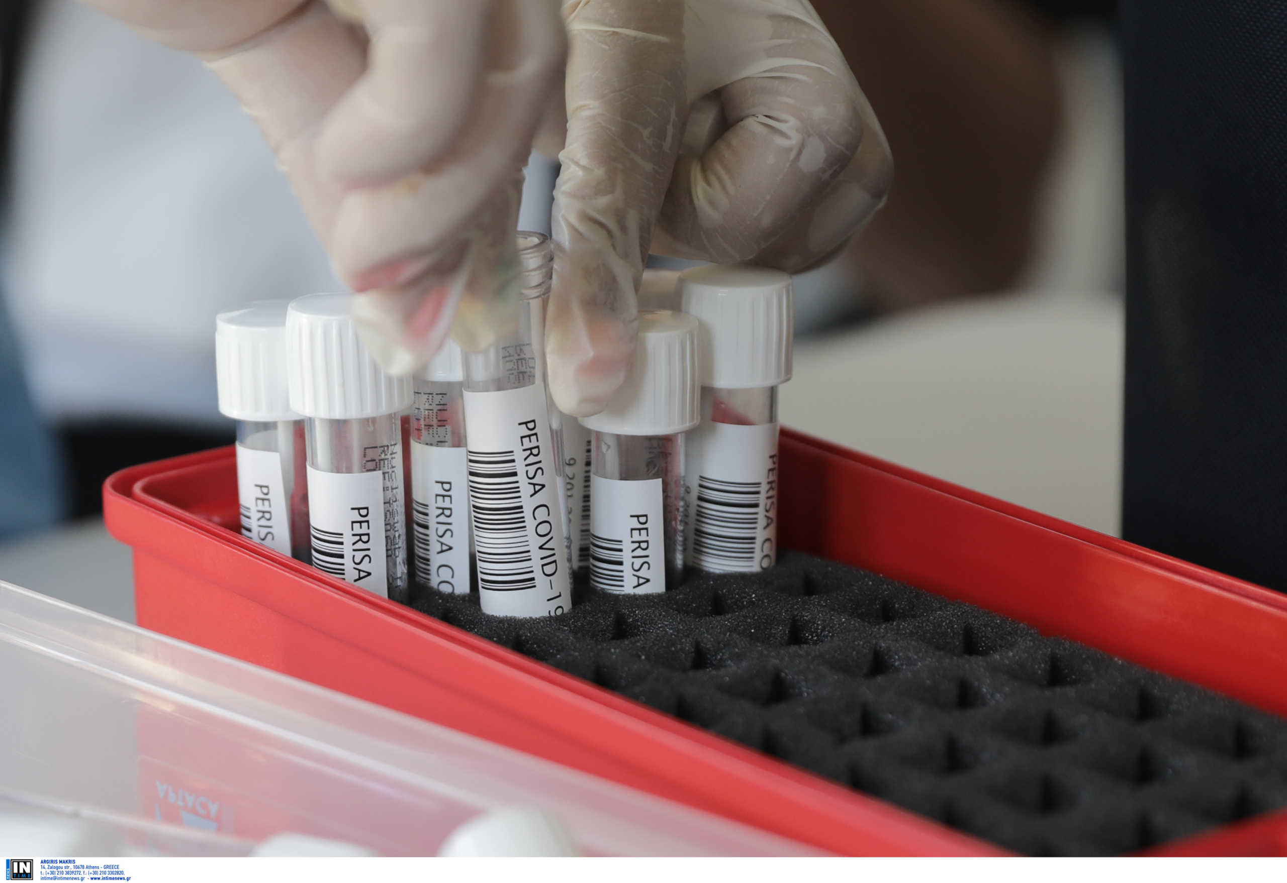 Παρατηρητήριο COVID-19: Κάτω από το 1 ο δείκτης μεταδοτικότητας Rt – Μεγάλη αύξηση στους διασωληνωμένους