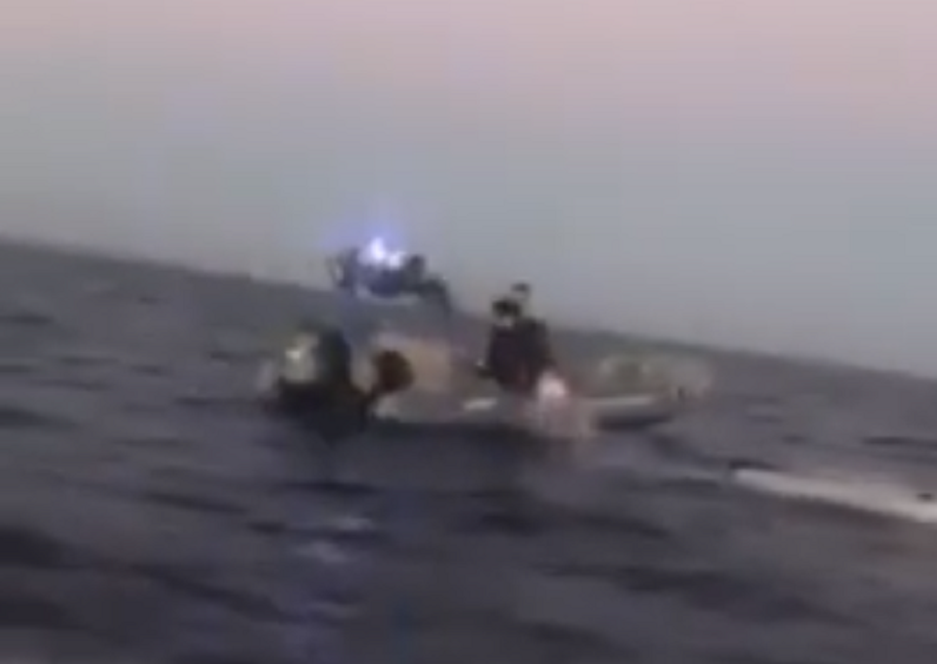 Κρήτη: H δραματική διάσωση άνδρα που βρέθηκε στην θάλασσα από κανό (video)