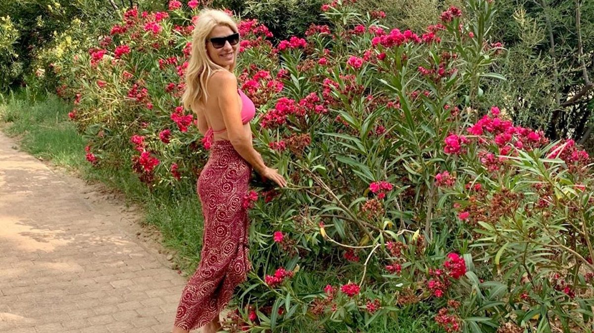 Ελένη Μενεγάκη: Μετά την Άνδρο, διακοπές στη Νάξο για την παρουσιάστρια [pics]