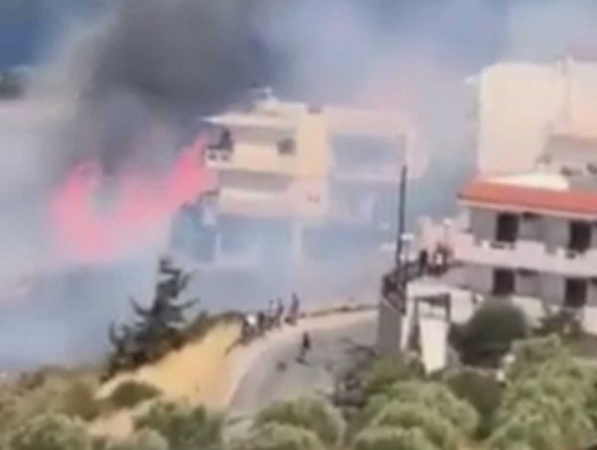 Κρήτη: Φωτιά κύκλωσε σπίτια και ξενοδοχείο στην Αγία Πελαγία! Θρίλερ για την απομάκρυνση βρέφους (Βίντεο)
