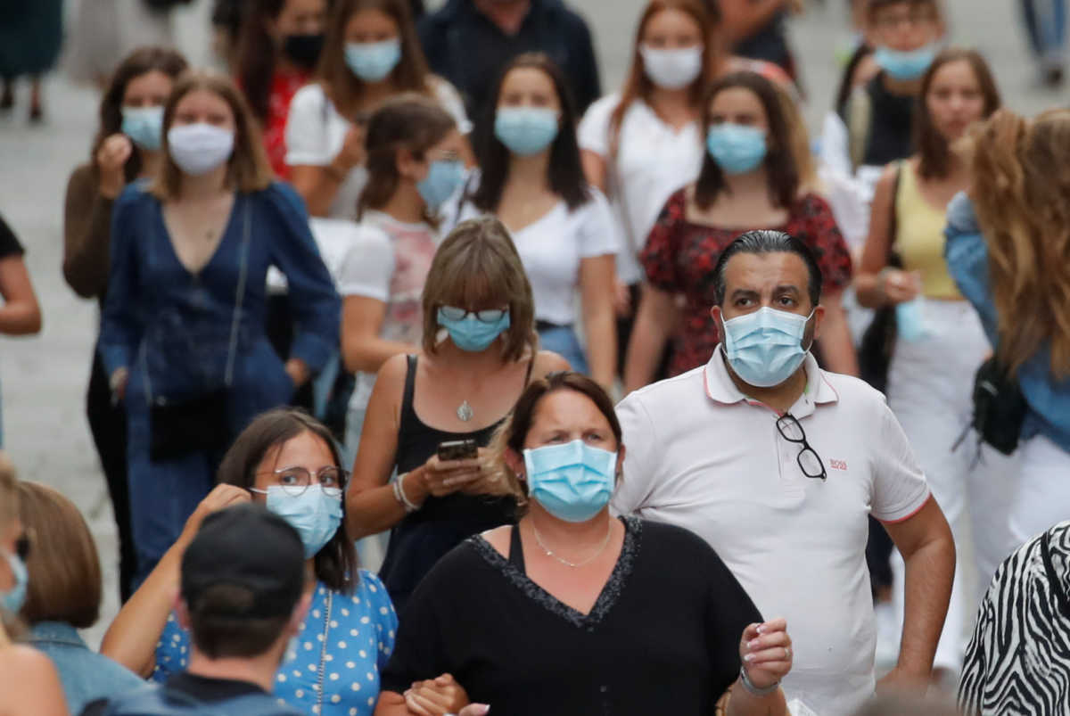 Ανεξέλεγκτος ο κορονοϊός στη Γαλλία – Πάνω από 20.000 νέα κρούσματα το τελευταίο 24ωρο