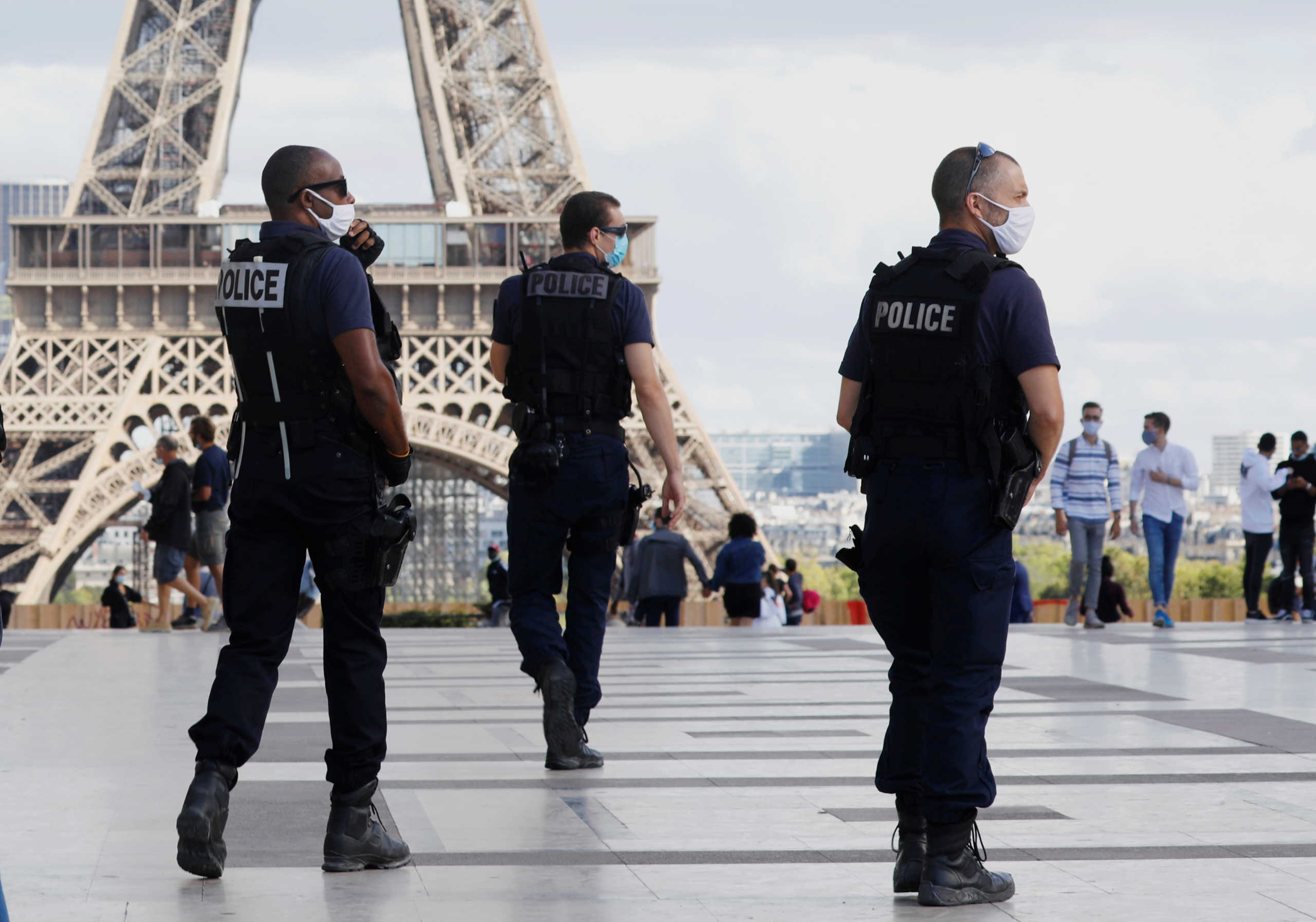Γαλλία: Θα εξετάσει πάλι τους περιορισμούς στην αναγνώριση αστυνομικών