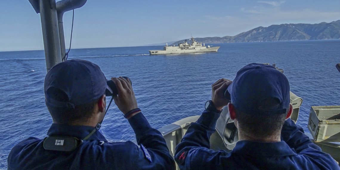 DW: Πόλεμος για οικονομικές ζώνες στη Μεσόγειο;