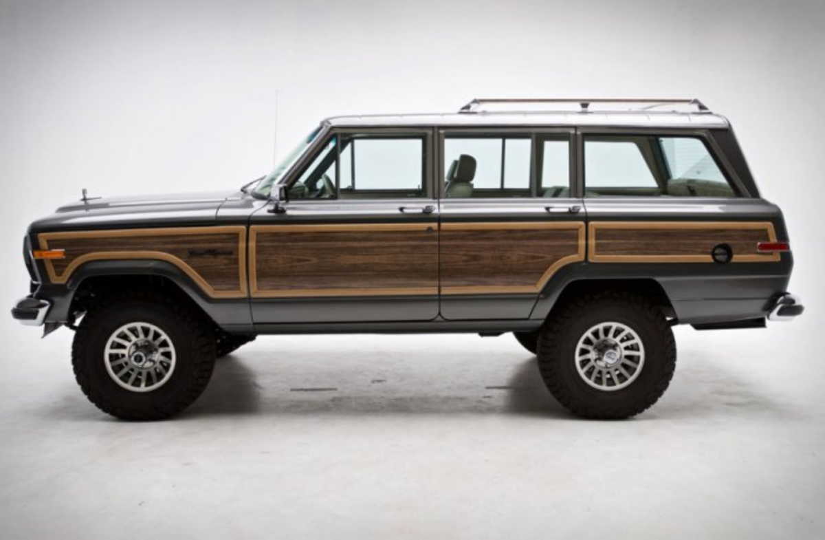 Το Jeep Grand Wagoneer του 1989 είναι ένα αριστούργημα!