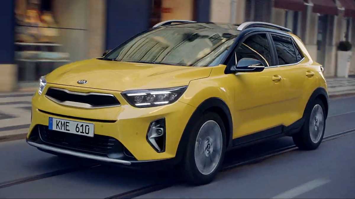 KIA: Νέα εμφάνιση και αναβαθμισμένοι κινητήρες για το Stonic [vid]