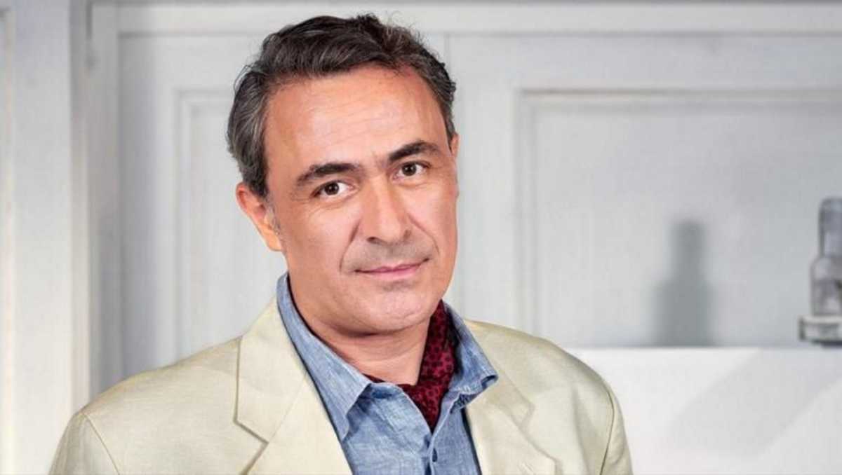 Συγκινεί ο Κλεομένης από τις Άγριες Μέλισσες! “Έχασα τον πατέρα μου στην τρυφερή ηλικία των 15 ετών”