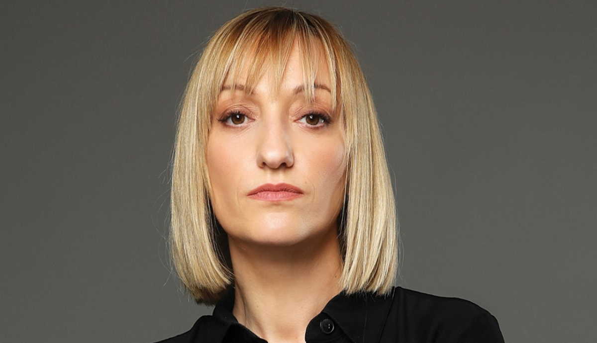 Στέλνει τις Άγριες Μέλισσες σε 11 χώρες και βάζει πάγο στο τουρκικό σίριαλ