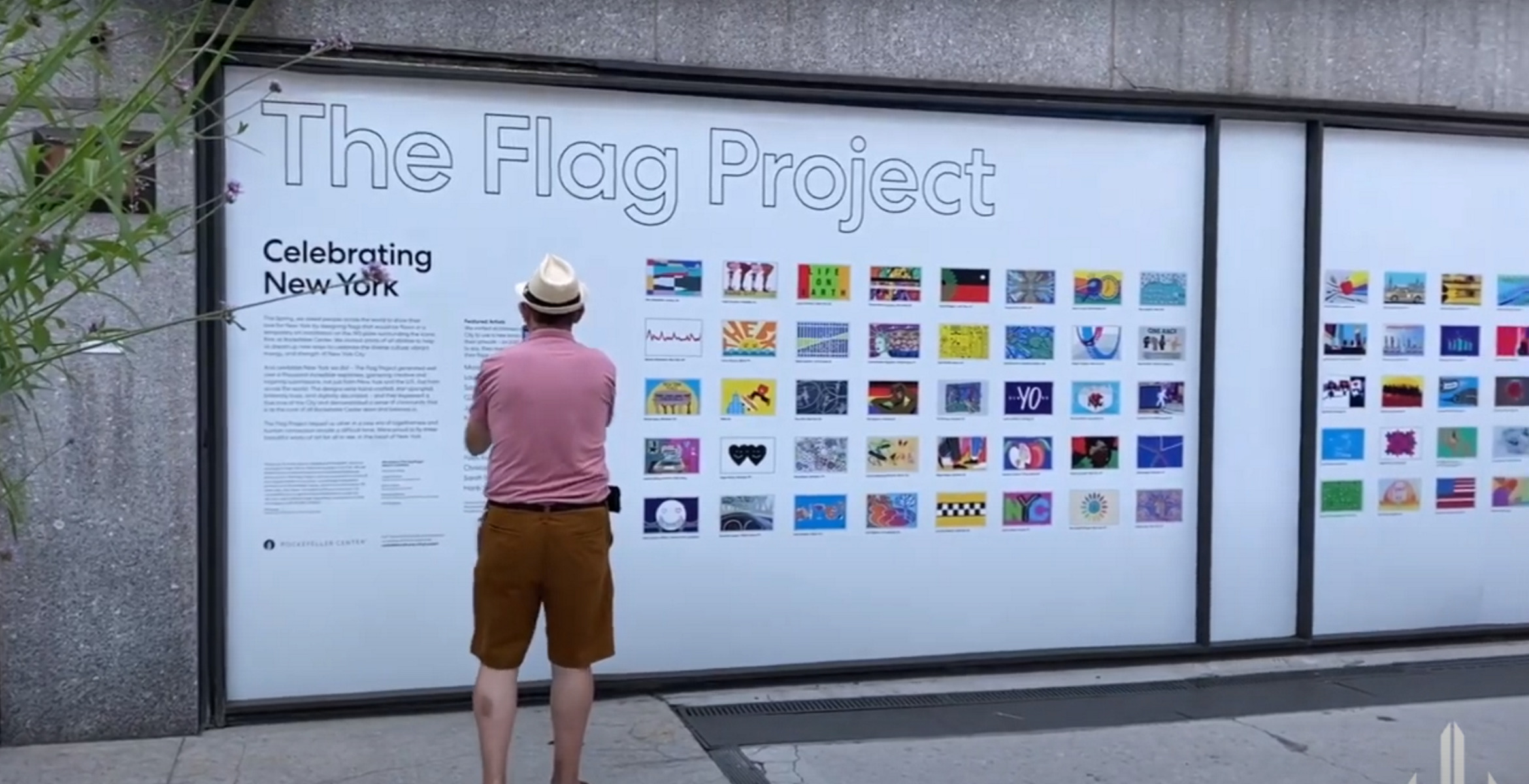 Σημαίες που σχεδίασαν πασίγνωστοι καλλιτέχνες μπροστά από το Ροκφέλερ Σέντερ