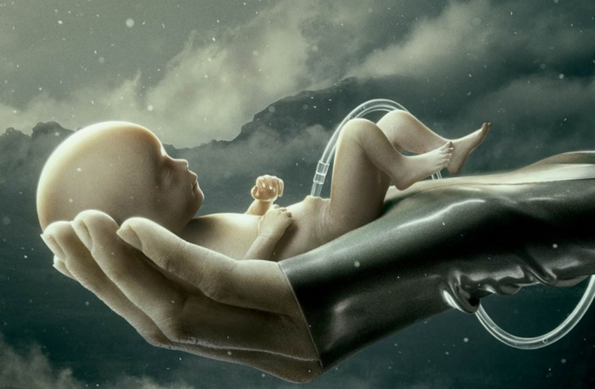 Raised by Wolves: Δείτε το πρώτο τρέιλερ της πολυαναμενόμενης σειράς του Ρίντλεϊ Σκοτ