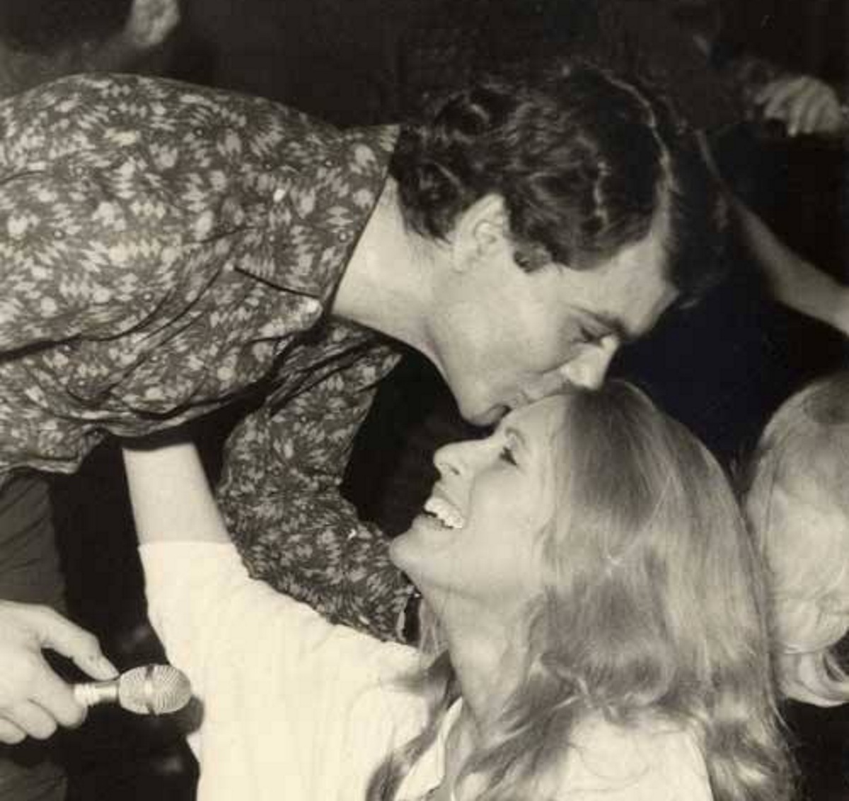 Ρένα Κουμιώτη: Ραγίζει καρδιές με το  αντίο της στον Γιάννη Πουλόπουλο! «Γιάννη μου πονάω πολύ» [pics]