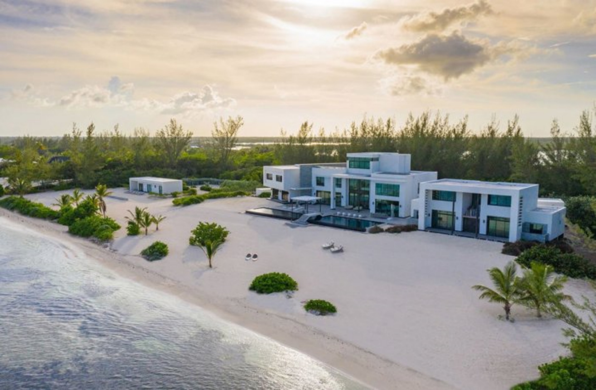 Ένα πανέμορφο σπίτι αξίας 29 εκατ. δολαρίων στον “φορολογικό” παράδεισο της Καραϊβικής