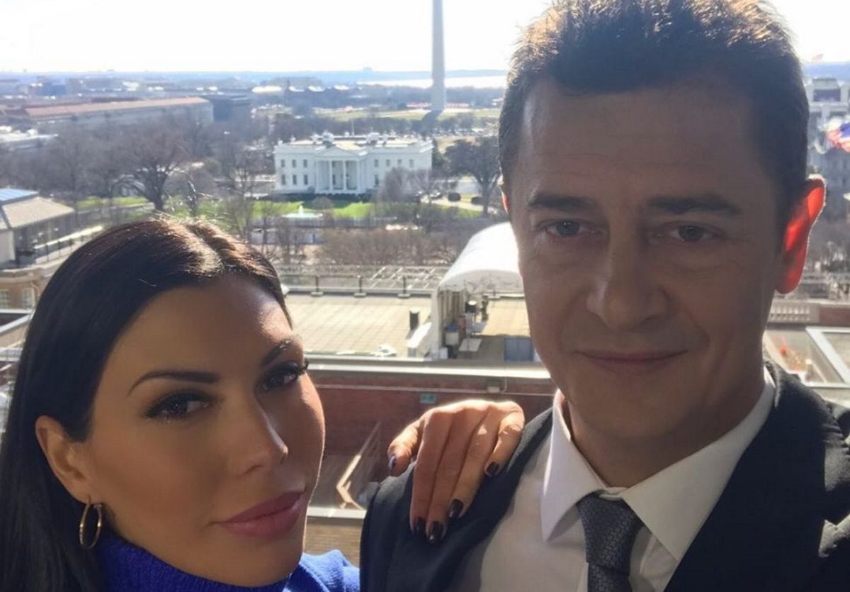 Σρόιτερ –  Μπούκη: Διακοπές στην Κύθνο με τις κόρες τους! [pics]