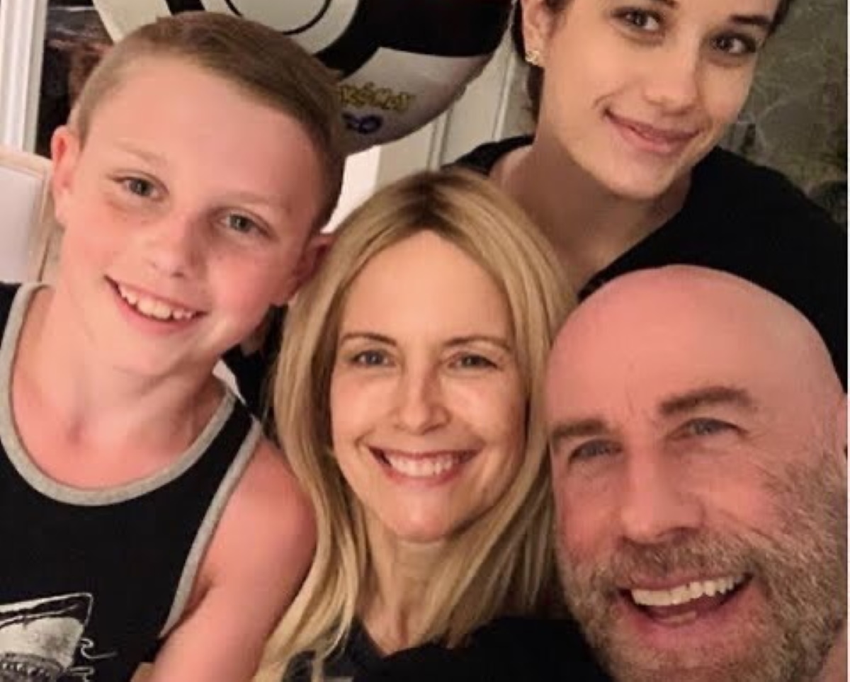Ραγίζει καρδιές ο John Travolta: O χορός με την κόρη του στη μνήμη της γυναίκας του που πέθανε