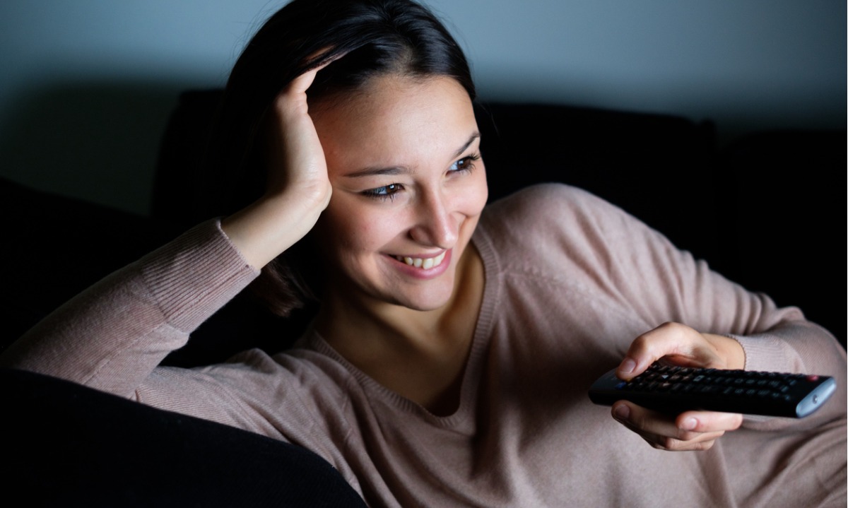 Για ποιον ψυχολογικό λόγο σου αρέσει να ξαναβλέπεις αγαπημένες ταινίες και σειρές, ειδικά μέσα στην πανδημία