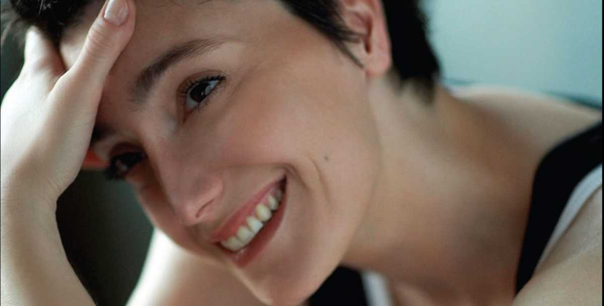 Η τραγουδίστρια Ηρώ εξομολογείται για τα δύο χειρουργεία που έκανε στο πόδι και συγκινεί – “Σήμερα ο γιατρός μου έκοψε τα ράμματα…”