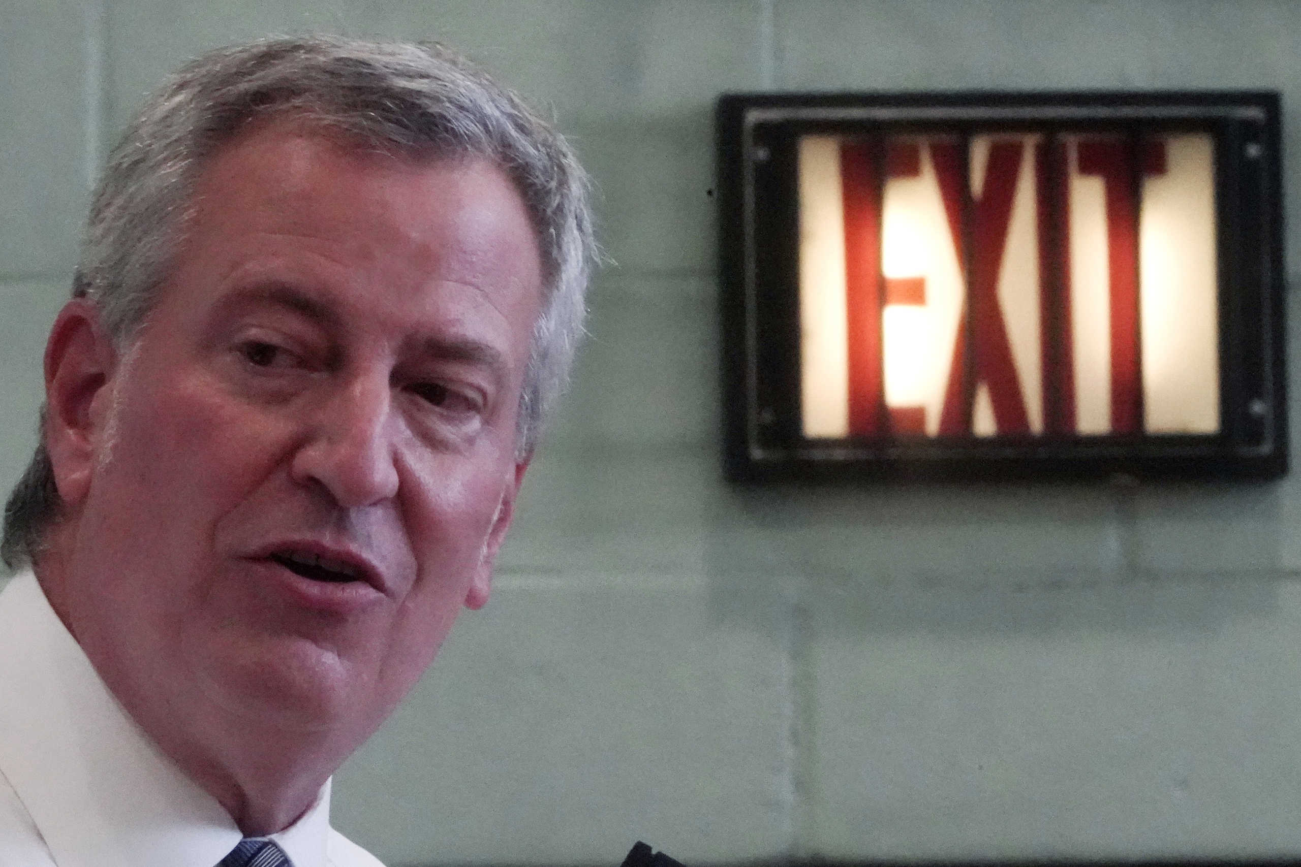 New York City Mayor Bill de Blasio speaks at a news conference after a tour of P.S. 59 following the coronavirus outbreak in Brooklyn, New York City, New York, U.S., September 2, 2020.  REUTERS
