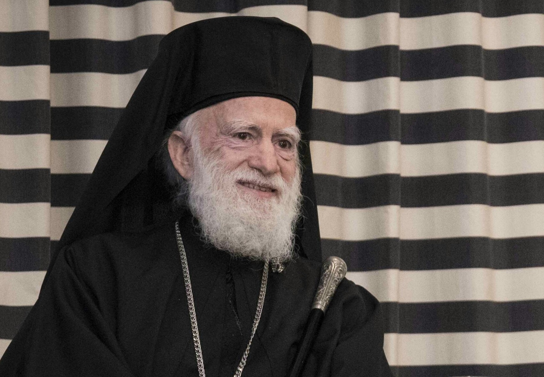 Ηράκλειο: Σε καταστολή ο Αρχιεπίσκοπος Κρήτης Ειρηναίος! Αγωνία για την πιο κρίσιμη μέρα