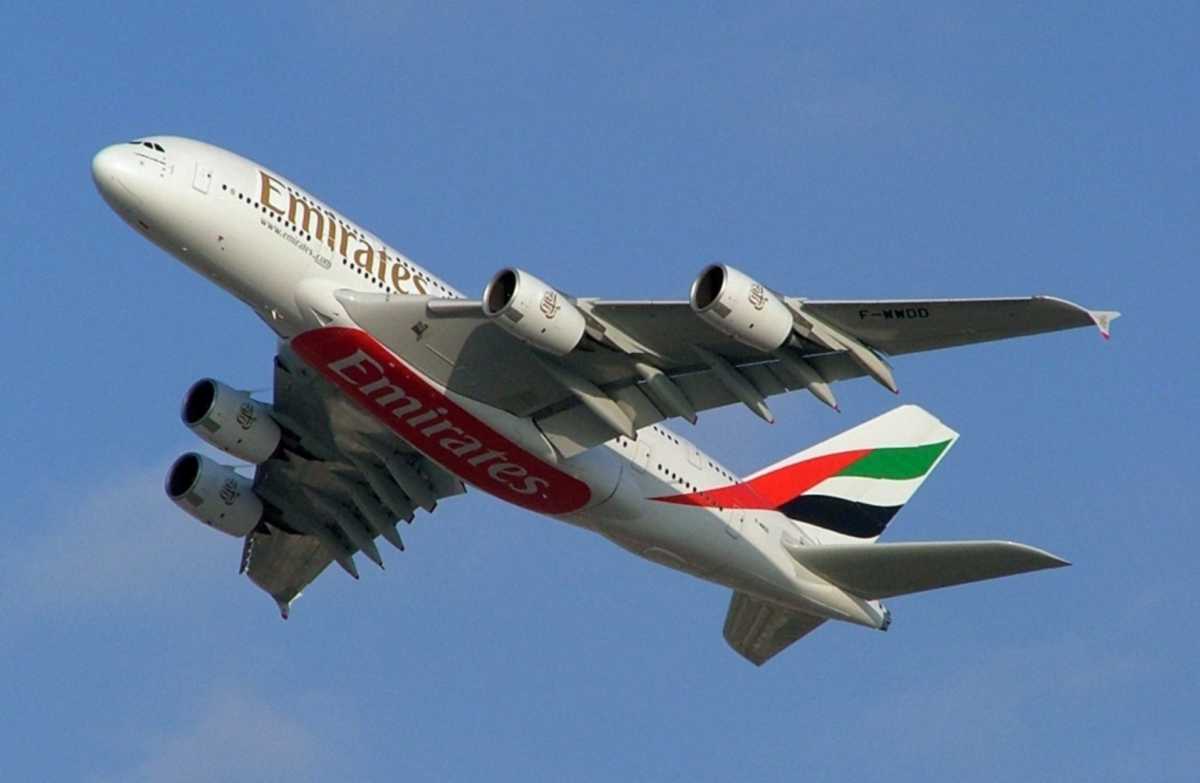 Emirates: Επέστρεψε ποσό – μαμούθ στους πελάτες της
