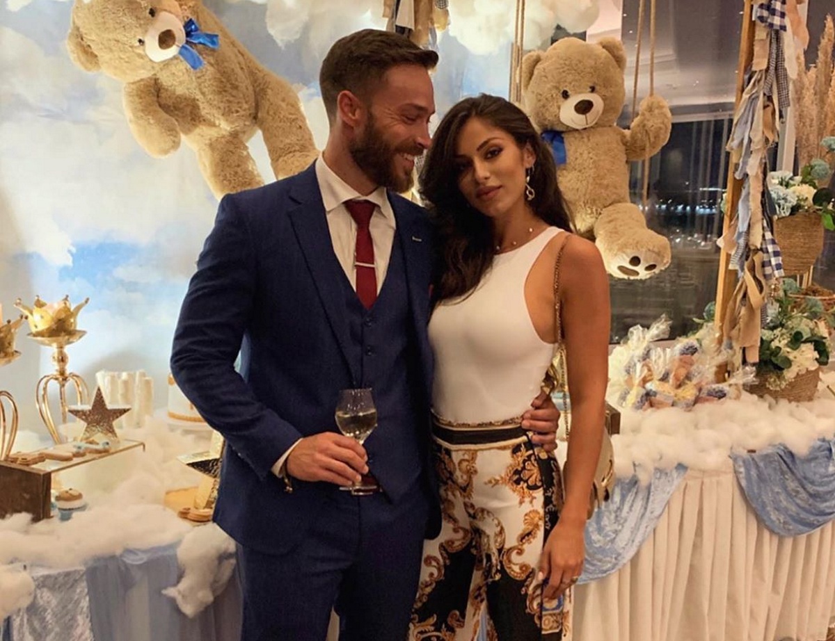 Ο Στέφανος Μιχαήλ, έγινε νονός! Δίπλα του η καλλονή σύντροφός του (pics)