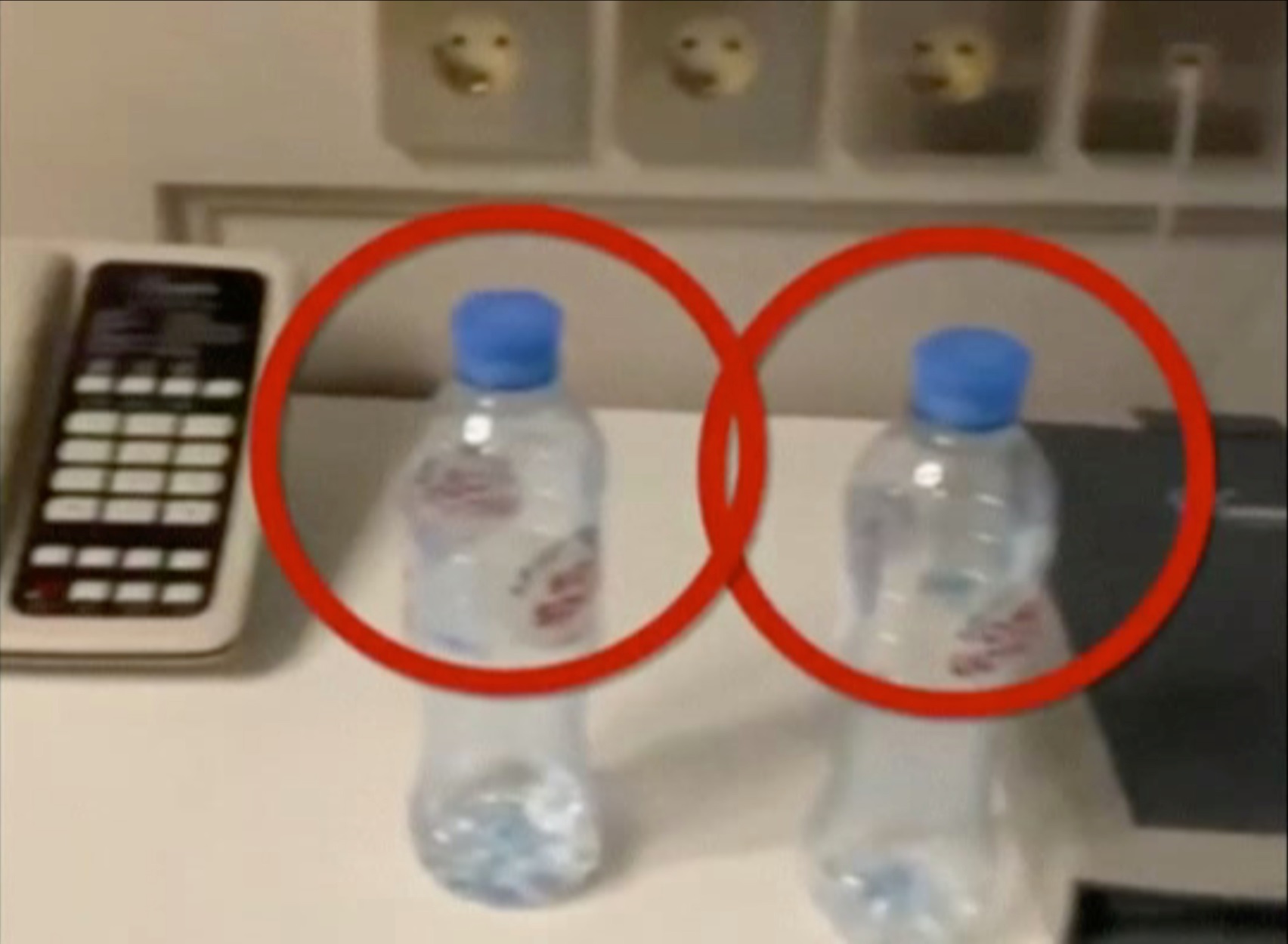 Υπόθεση Ναβάλνι: Το Κρεμλίνο δεν δέχεται ως αποδεικτικό στοιχείο το μπουκάλι νερού (pics)