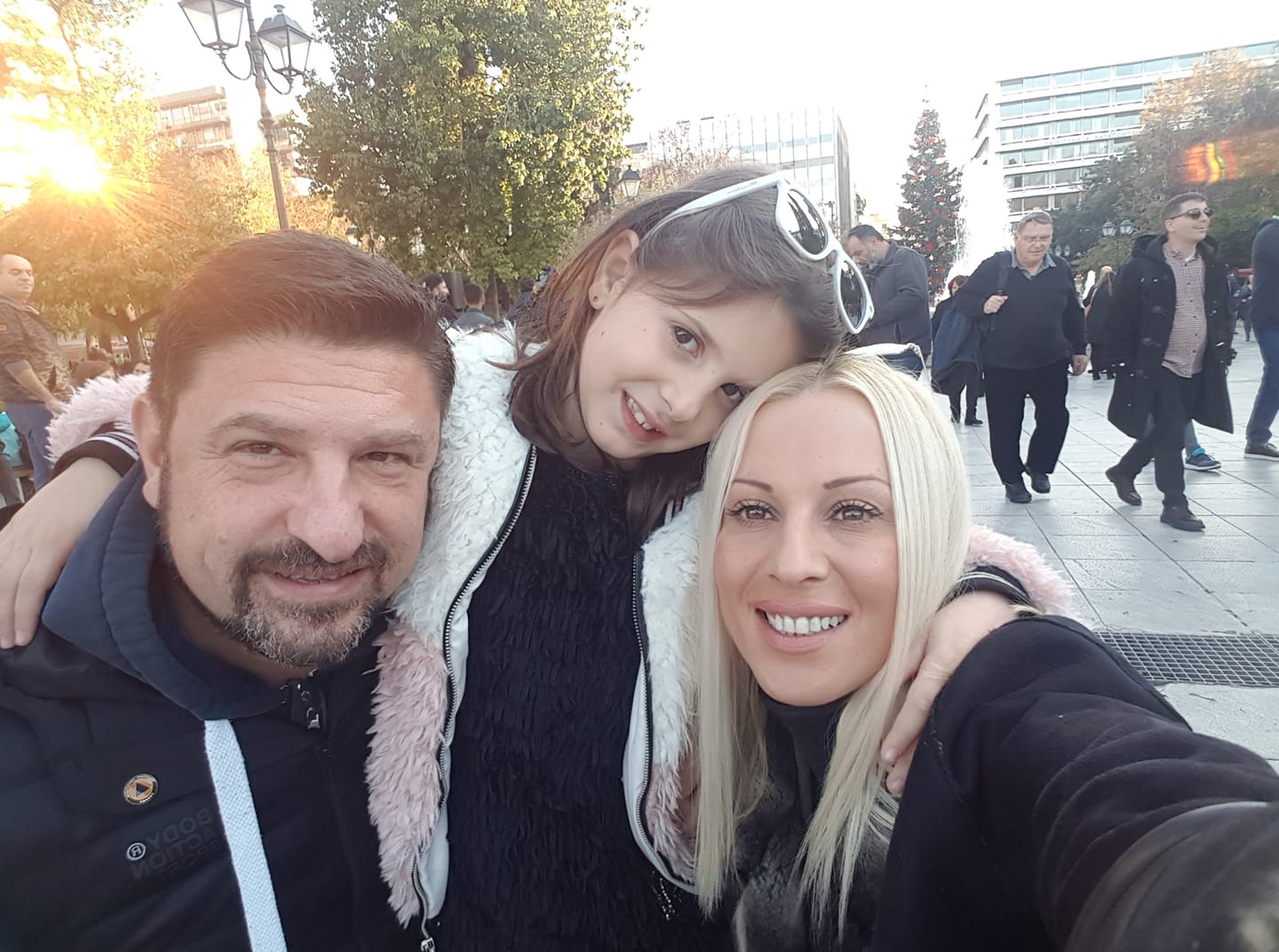 Νίκος Χαρδαλιάς: Η κόρη του ξεκίνησε σχολείο και ποζάρει με την πιο όμορφη μάσκα προστασίας!