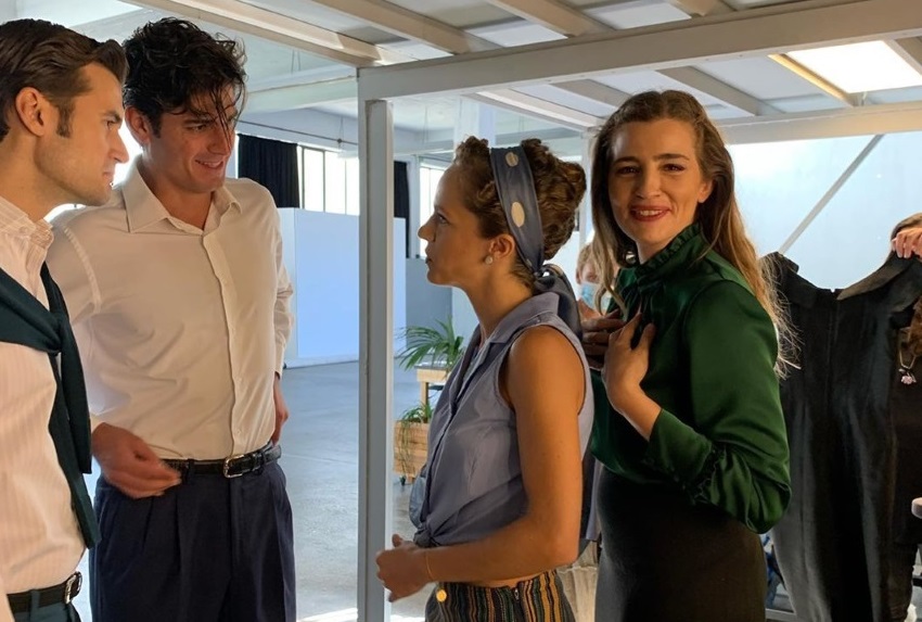 Άγριες Μέλισσες: Backstage από την επίσημη φωτογράφιση των πρωταγωνιστών για τη νέα σεζόν!