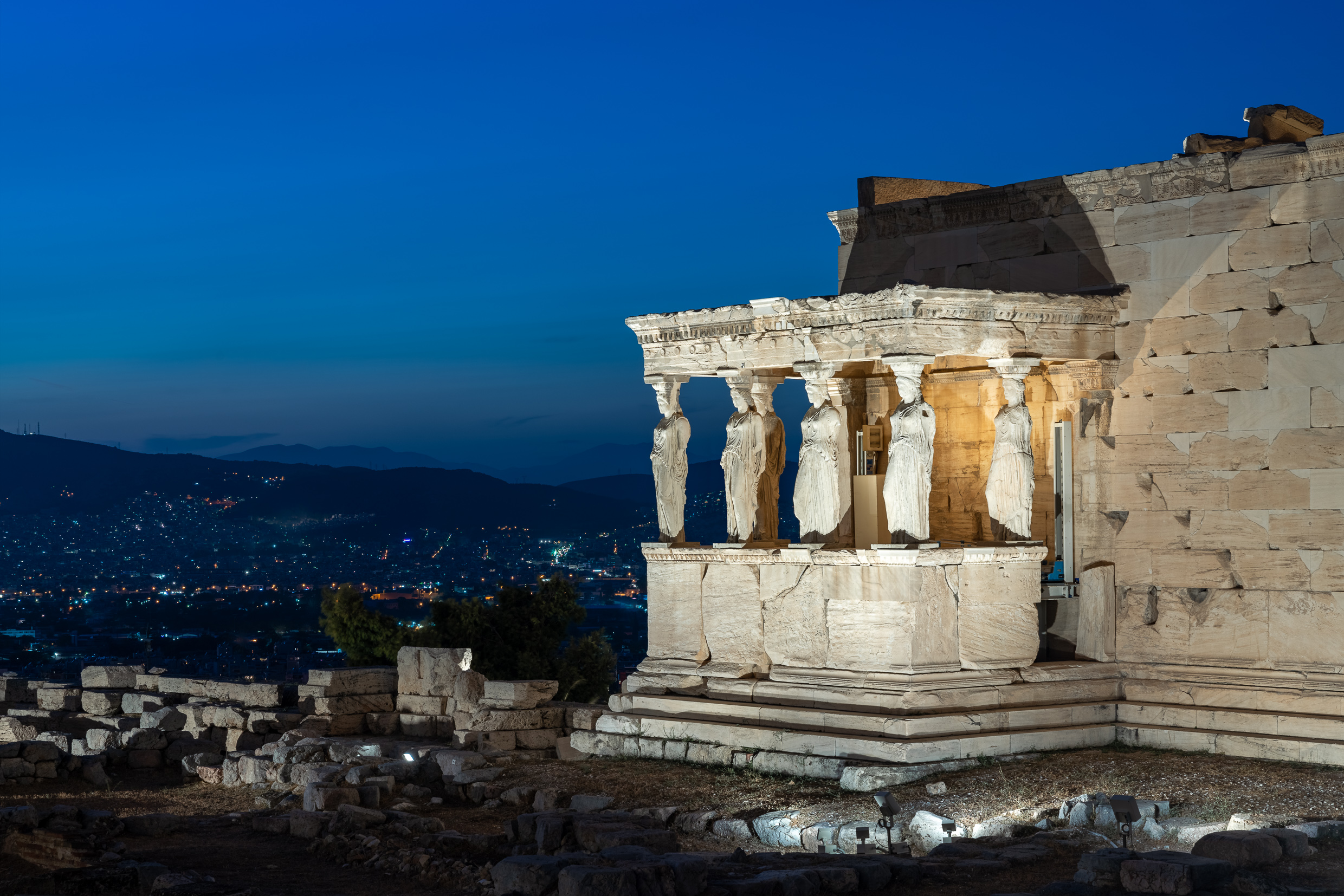 Η Ακρόπολη αλλάζει… φως (pics, vid)