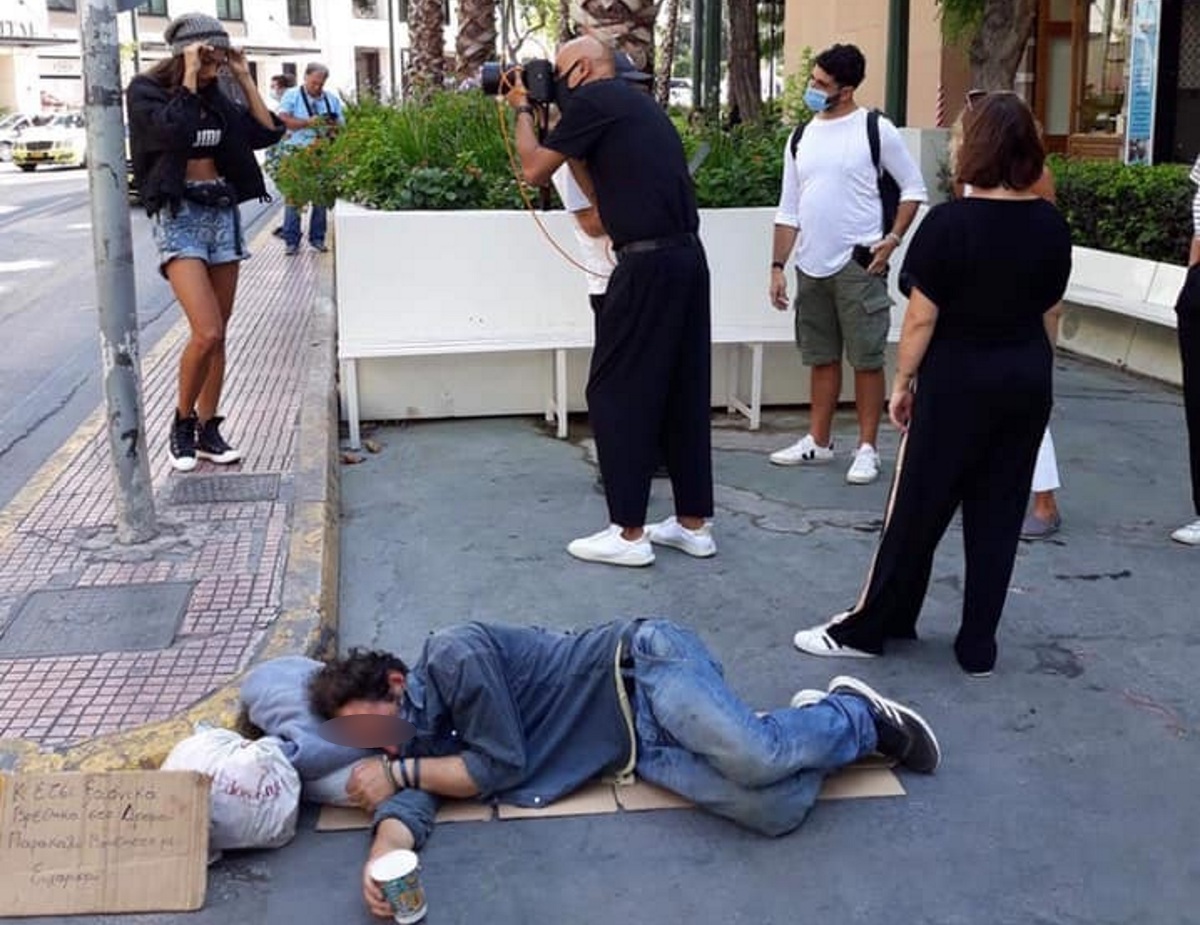 O Περρής για Δημήτρη Σκουλό και την φωτογράφιση δίπλα σε άστεγο: “Ένα αυτιστικό φαινόμενο”… (βίντεο)