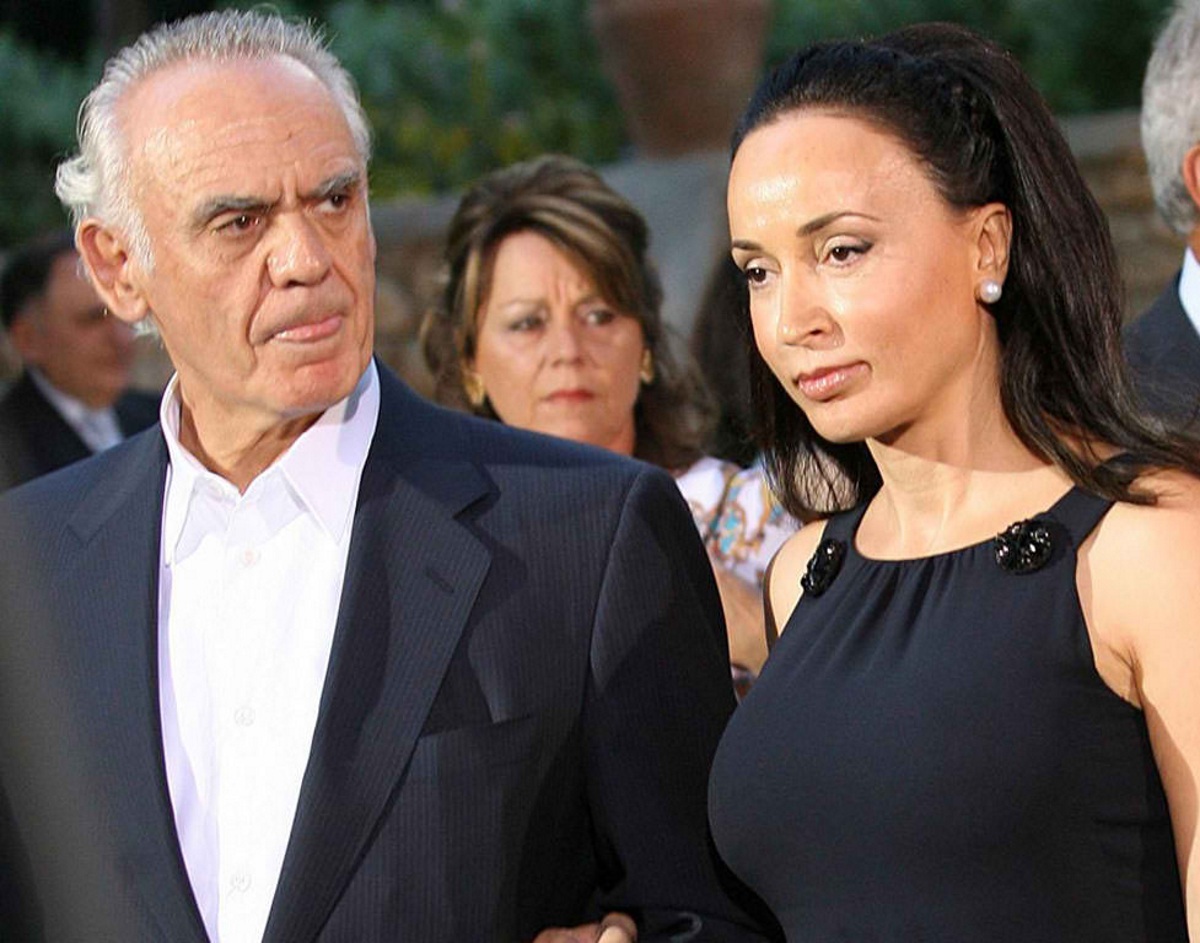 Σοκάρει η φωτογραφία του Άκη Τσοχατζόπουλου από το κρεβάτι του νοσοκομείου – Το “ευχαριστώ” της συζύγου του