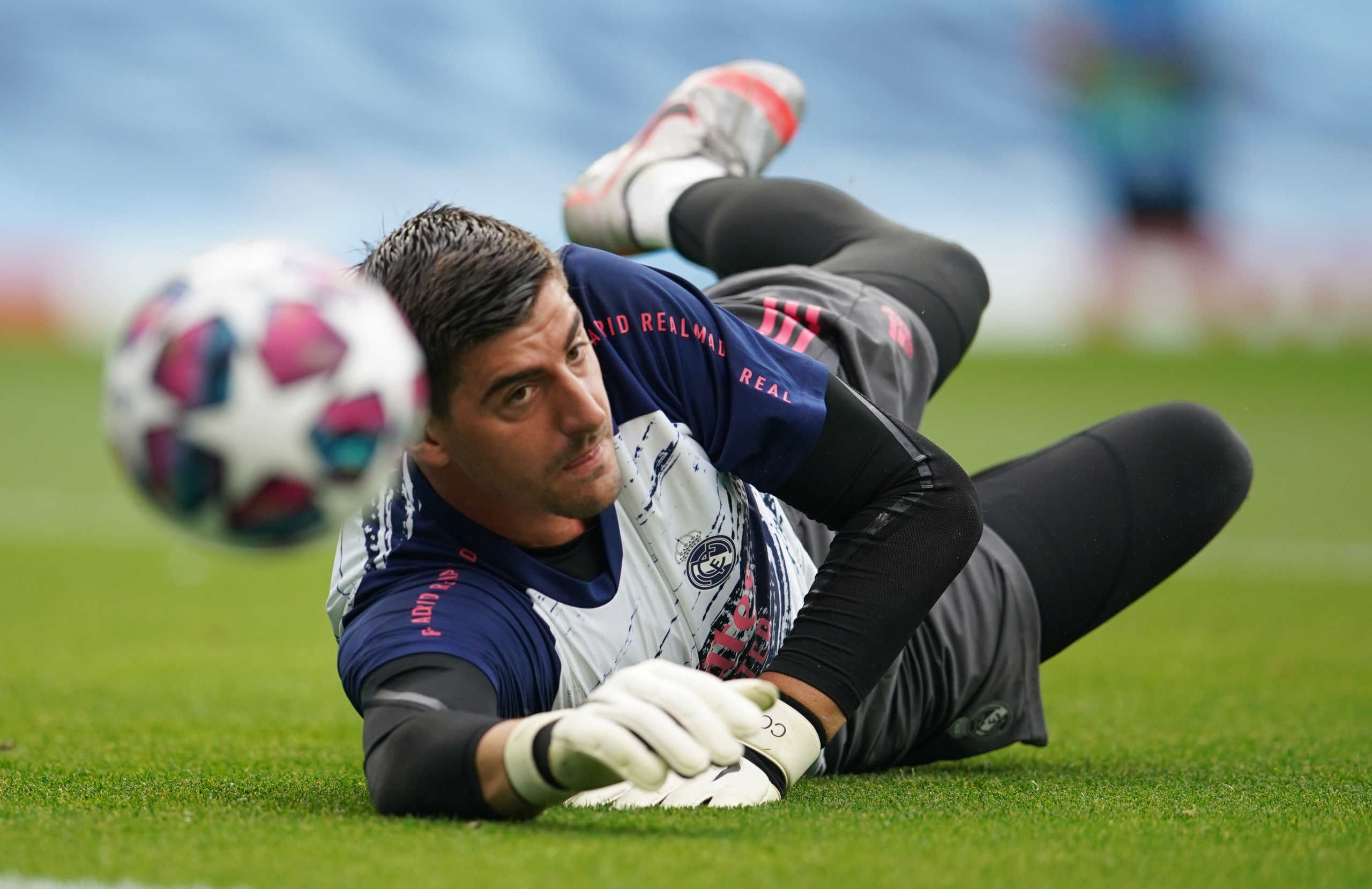 Soccer Football - Champions League - Round of 16 Second Leg - Manchester City v Real Madrid - Etihad Stadium, Manchester, Britain - August 7, 2020 Real Madrid's Thibaut Courtois during the warm up before the match, as play resumes behind closed doors following the outbreak of the coronavirus disease (COVID-19) Pool via REUTERS