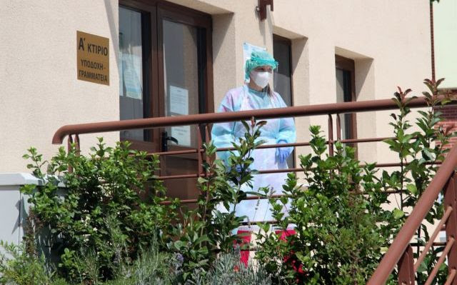 Κορονοϊός: Πρόστιμο 10.000 ευρώ για μη τήρηση μέτρων σε γηροκομείο στον Κορυδαλλό