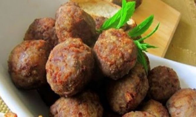 Η καλύτερη συνταγή για να φτιάξετε κεφτεδάκια χωρίς κιμά!