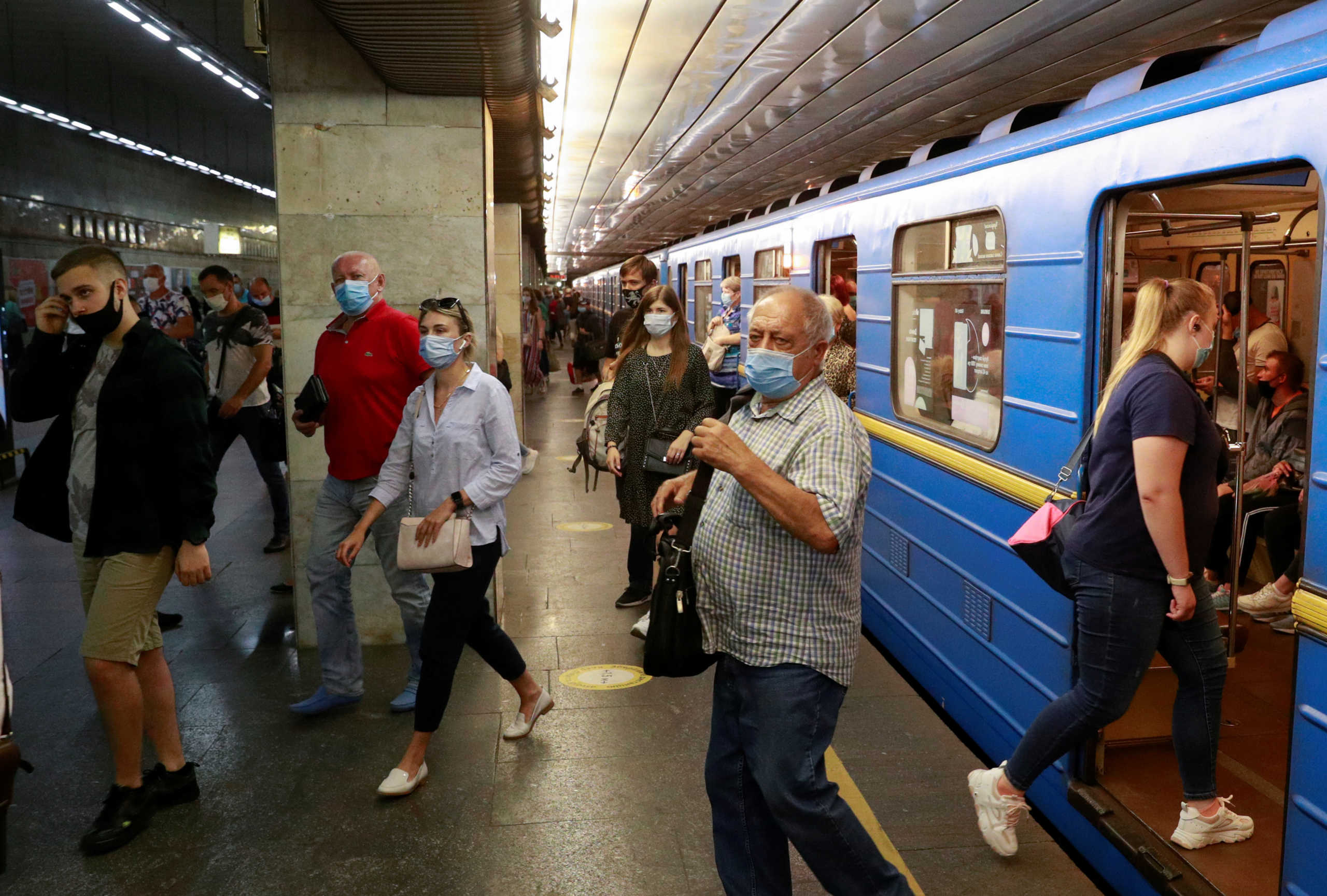 Σερβία: Μειώνονται τα κρούσματα κορονοϊού – Νέα μέτρα για τα εισαγόμενα