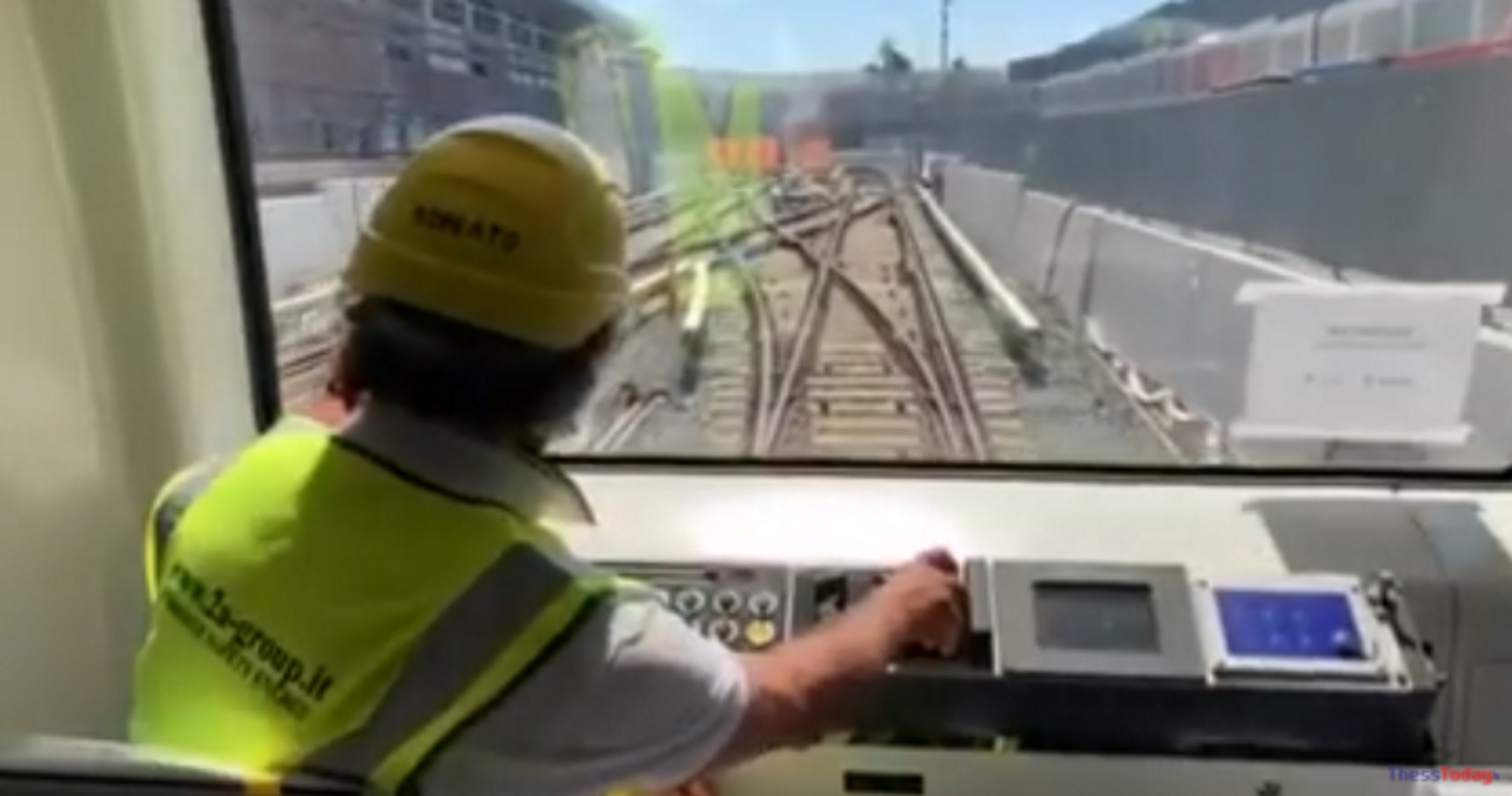Θεσσαλονίκη: Βαγόνια του Μετρό για πρώτη φορά σε κίνηση (pics, video)