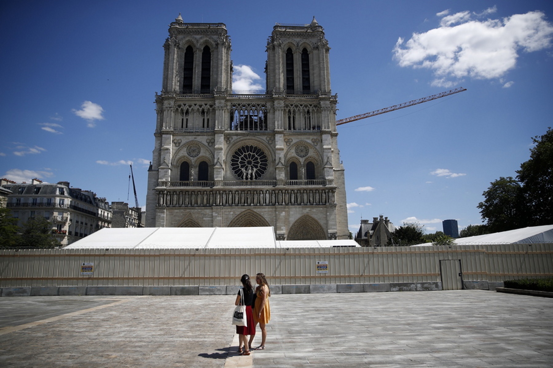 Άνοιξε και πάλι για το κοινό η κρύπτη της Notre Dame