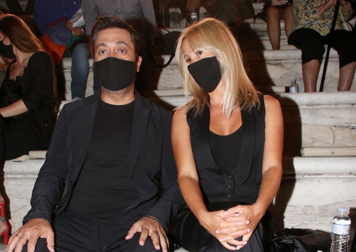 Οι celebrities με μάσκες στο Ηρώδειο για την “Ομορφη Πόλη” (φωτογραφίες)