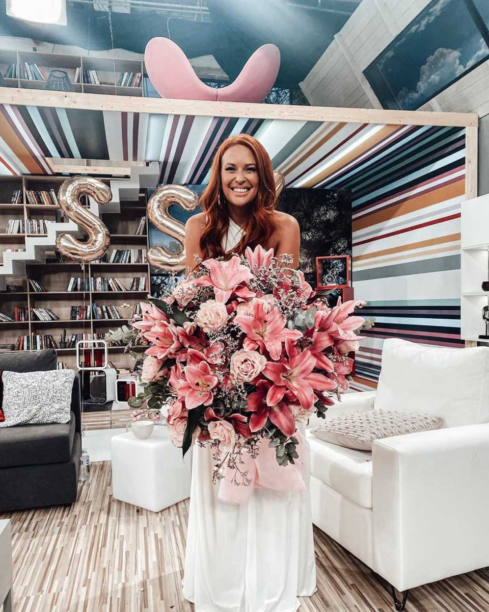 Η Σίσσυ Χρηστίδου γιόρτασε τα γενέθλιά της σβήνοντας… πέντε εντυπωσιακές τούρτες! Πόσο έγινε;