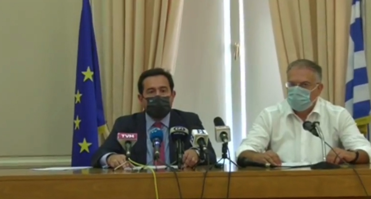 Μηταράκης: Βρέθηκαν 8 από τους 35 πρόσφυγες με κορονοϊό – 1.000 αιτούντες άσυλο θα μείνουν σε πλοίο