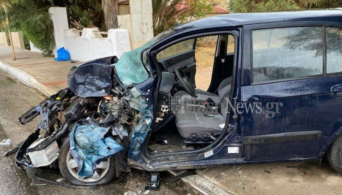 Γυναίκα εγκλωβίστηκε σε αυτοκίνητο μετά από τροχαίο στην Κρήτη