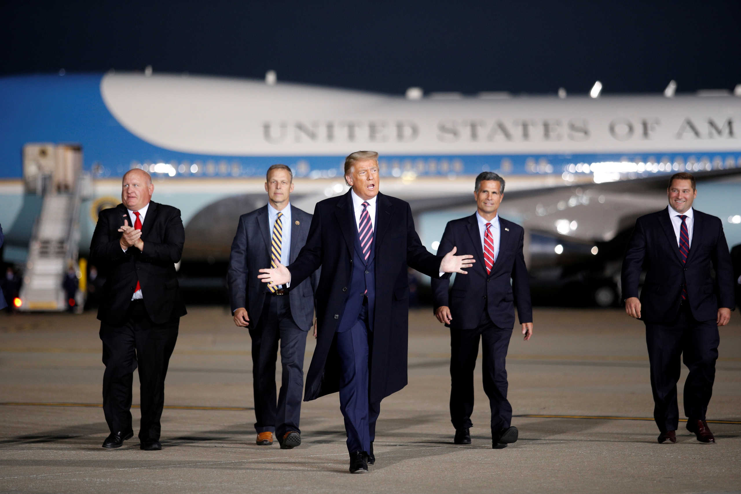 U.S. President Donald Trump arrives for a campaign rally in Moon Township, Pennsylvania, U.S., September 22, 2020. REUTERS