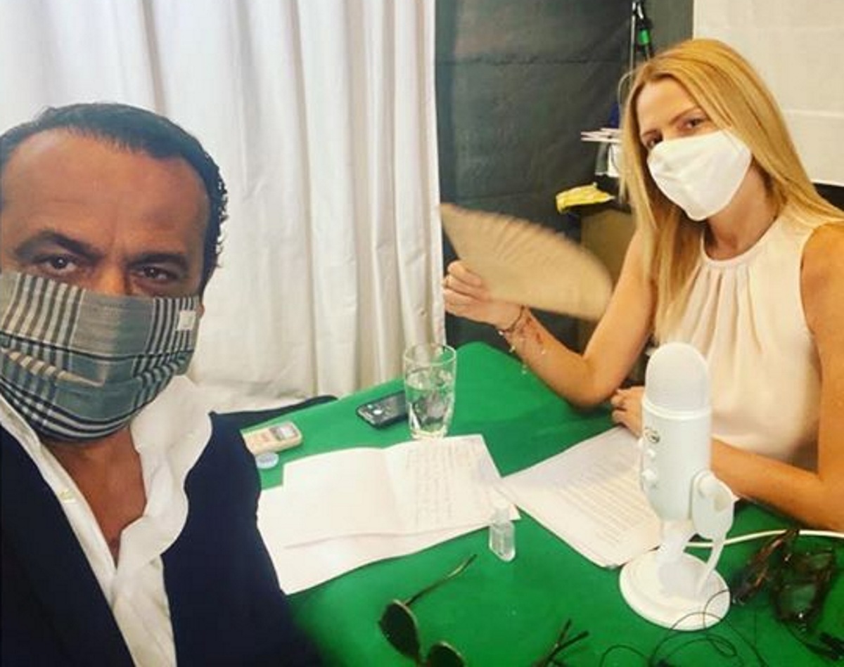 Tζένη Μπαλατσινού: Τα λόγια αγάπης και οι ευχές για το μωρό, από τον Βασίλη Ζούλια (φωτογραφίες)