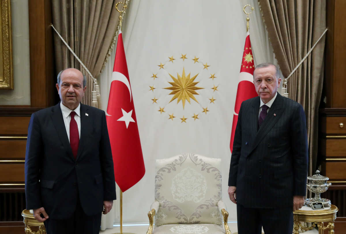 O εκλεκτός του Ερντογάν, Ερσίν Τατάρ, νέος πρόεδρος του τουρκοκυπριακού ψευδοκράτους
