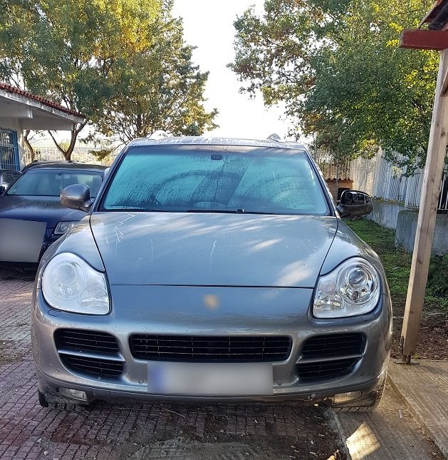 Καβάλα: Διακίνηση μεταναστών με Porsche! Συλλήψεις και αποκαλύψεις από την αστυνομία (Φωτό)