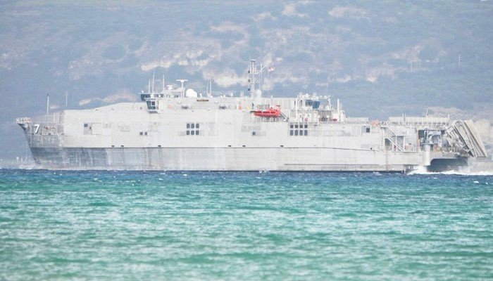 Στη βάση της Σούδας το καταμαράν – «θηρίο» USNS Carson City