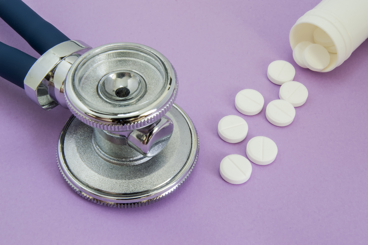 Στατίνες: Από ποια ηλικία και μετά βοηθούν στην πρόληψη καρδιακών προβλημάτων