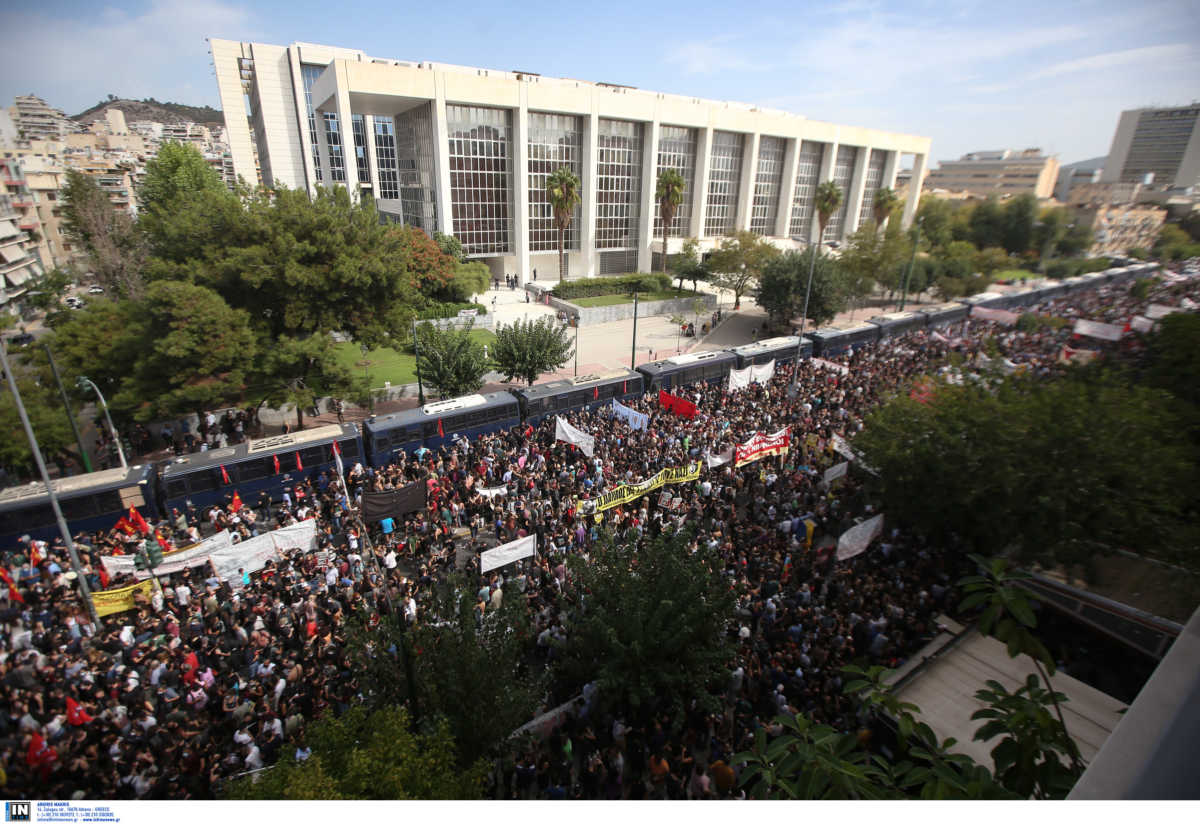 Διεθνή ΜΜΕ για δίκη Χρυσής Αυγής: “Pavlos, you did it”